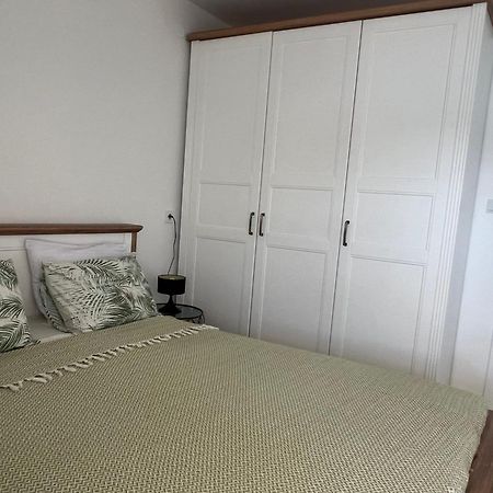 Azzure Apartment Ulcinj Ngoại thất bức ảnh
