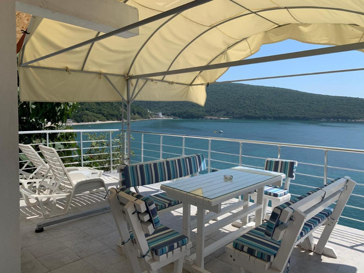Azzure Apartment Ulcinj Ngoại thất bức ảnh