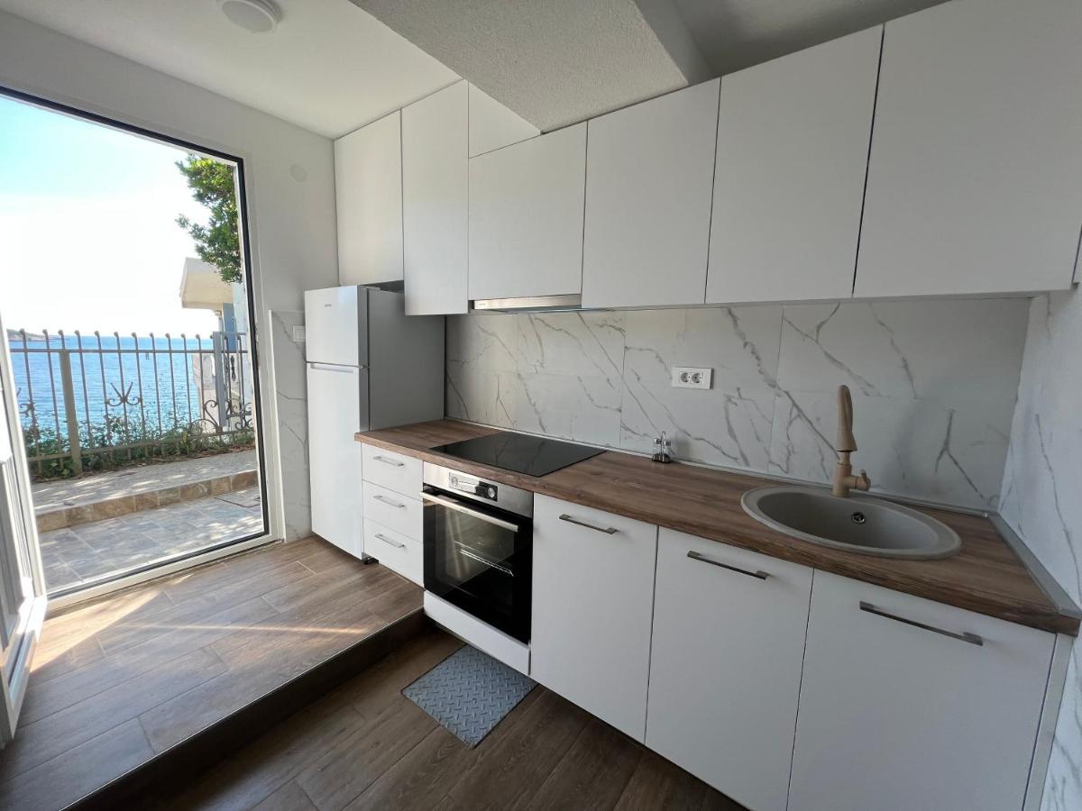 Azzure Apartment Ulcinj Ngoại thất bức ảnh